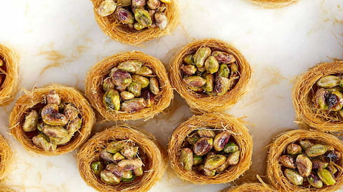 تصویر 4 از خرید باقلوا چهار مغز کاشان + قیمت فروش استثنایی